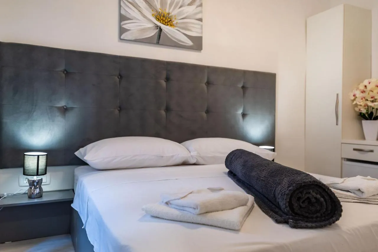 Bed & Breakfast Luxury Rooms Zadar Old Town