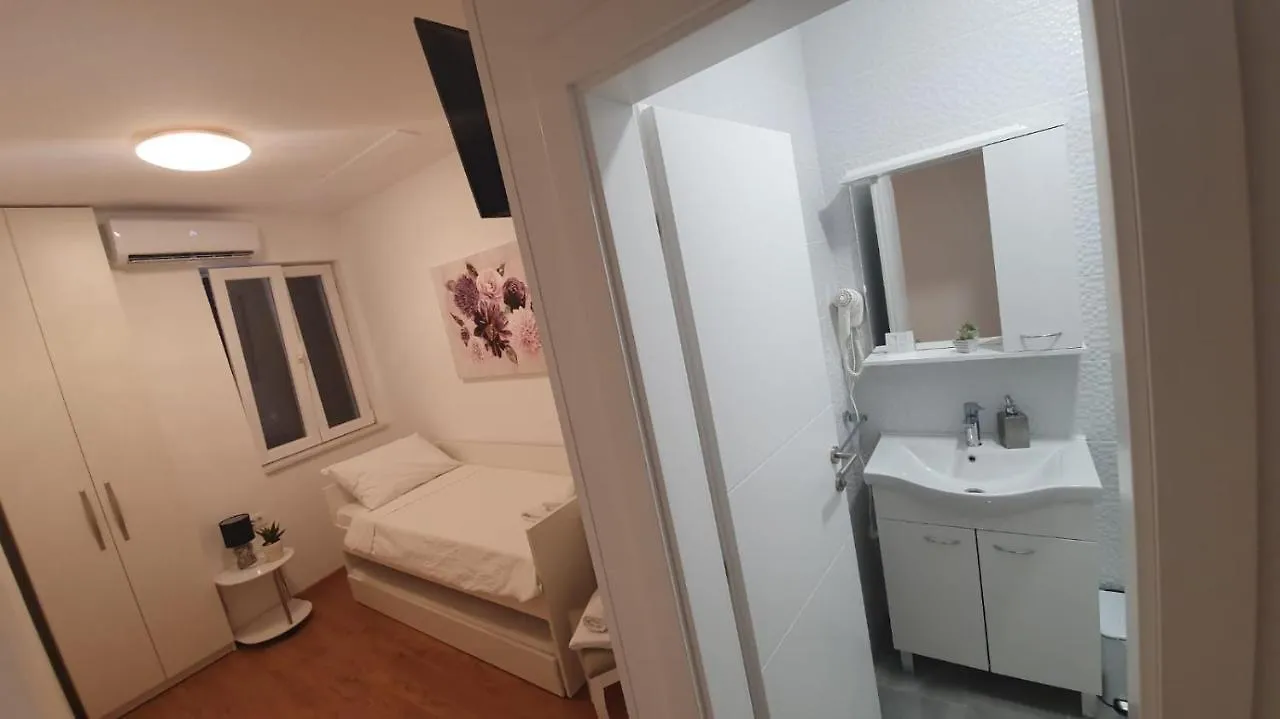 Luxury Rooms Zadar Old Town 0*,